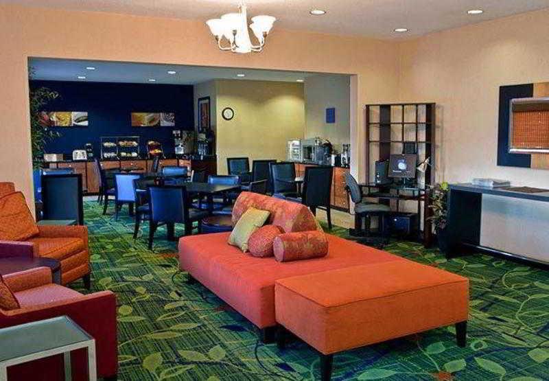 Fairfield Inn & Suites Lima Nhà hàng bức ảnh